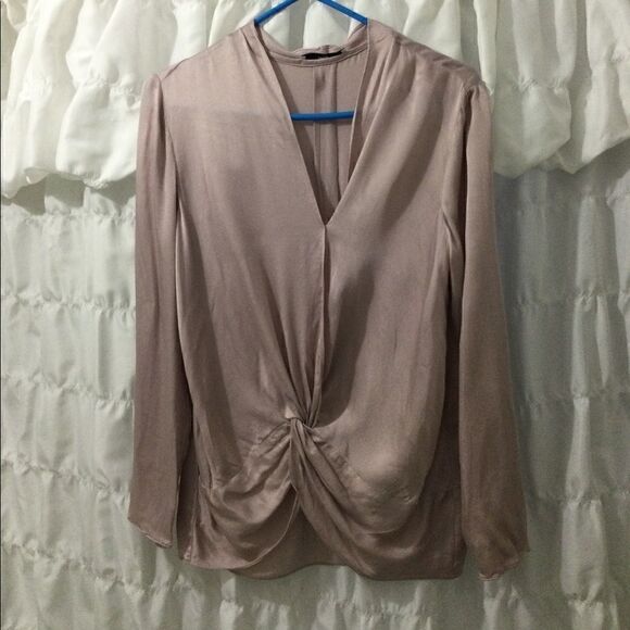 Mango Sz 2 Lilac satin blouse knotted - Picture 2 of 4